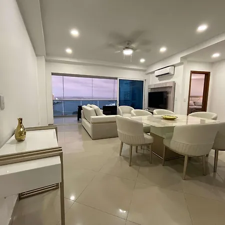 New With A Beautiful View 2002 By Huespedia Apartment